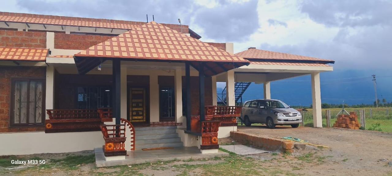 Lakshmi Illam Near Isha Yoga Adiyogi Apartment Alandurai ภายนอก รูปภาพ