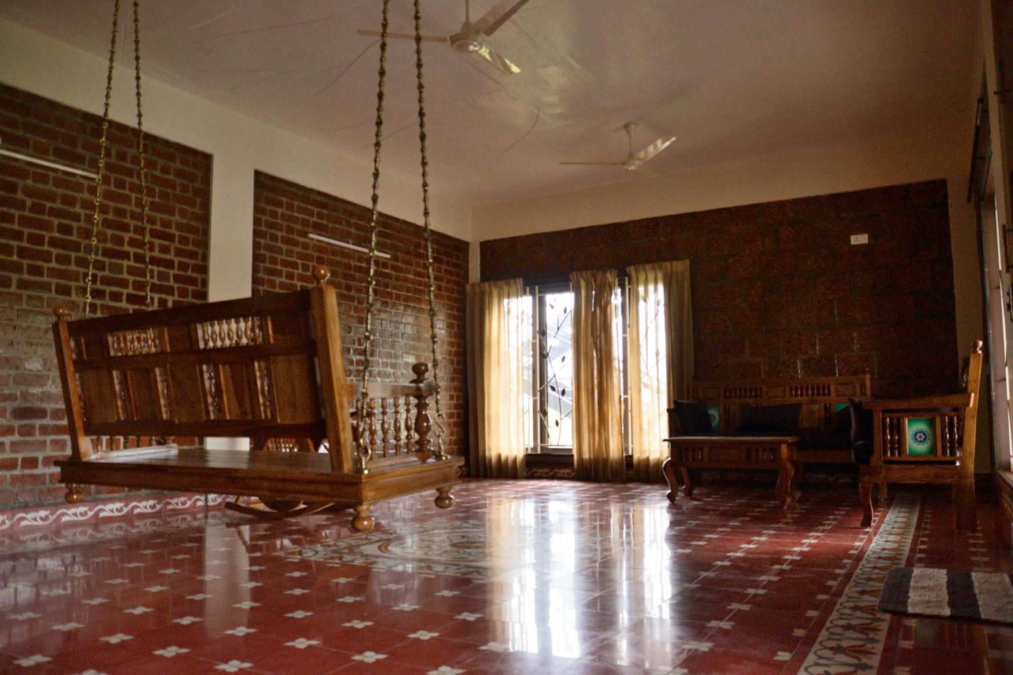 Lakshmi Illam Near Isha Yoga Adiyogi Apartment Alandurai ภายนอก รูปภาพ